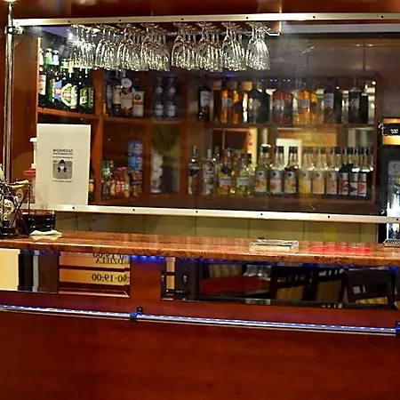 Hotel Dabrowiak 2*